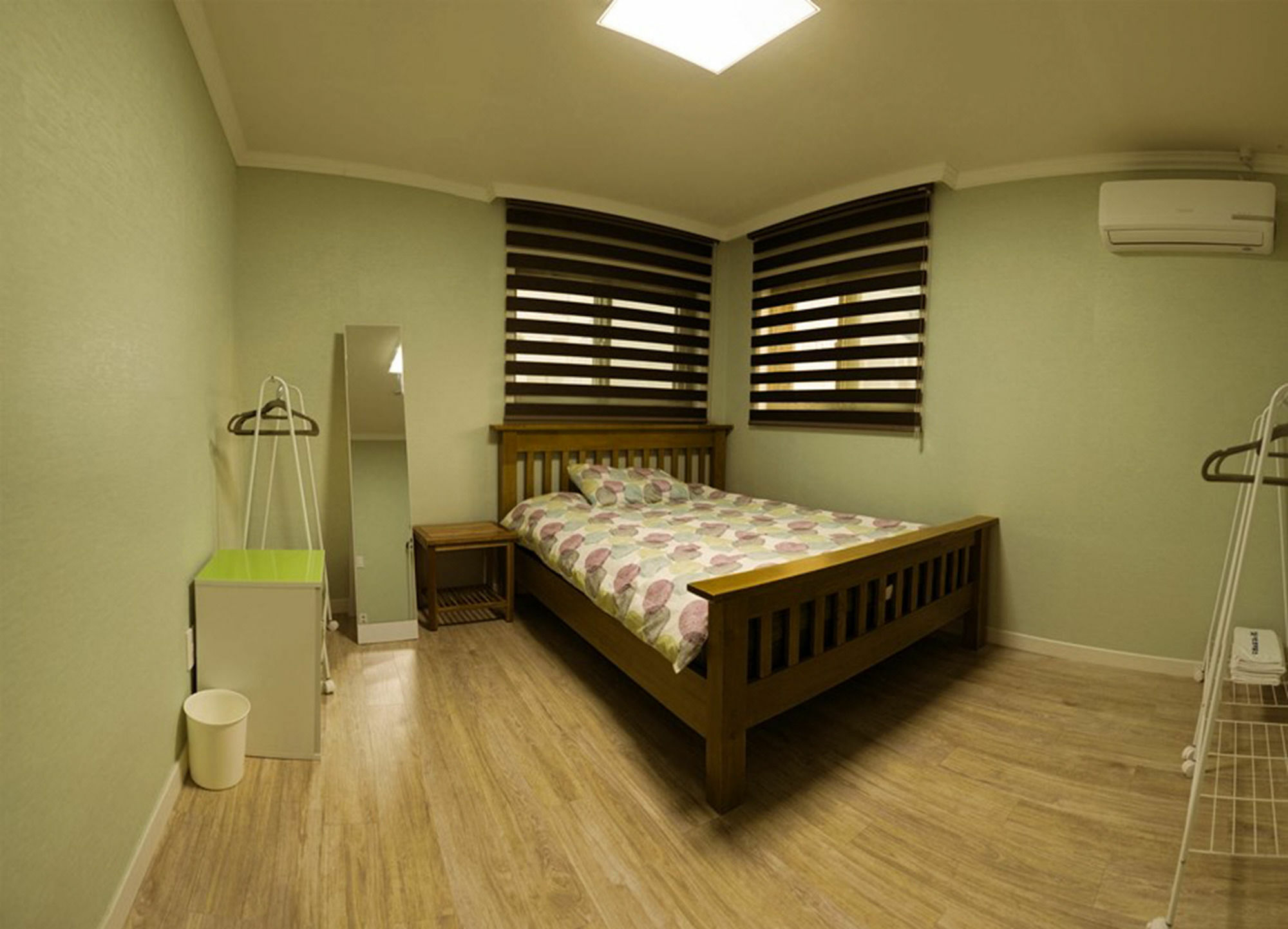 Kingkong Guesthouse Puszan Kültér fotó